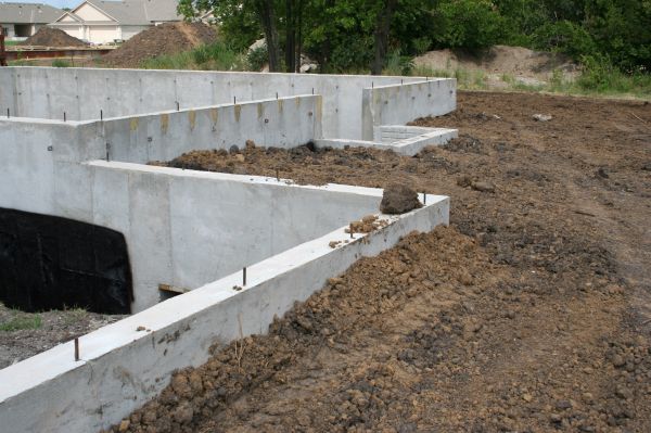 Foundation Wall Installation in Greenville